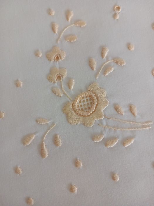 Lençóis Bordados Amarelos Casal - NOVOS