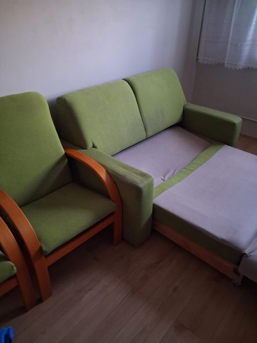Rozkładana sofa i 2 fotele