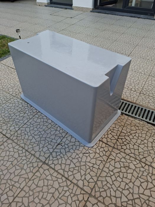banco / caixa em fibra para barco
Nunca foi usado.
Entrega em mao na zona de Lisboa ou Faro