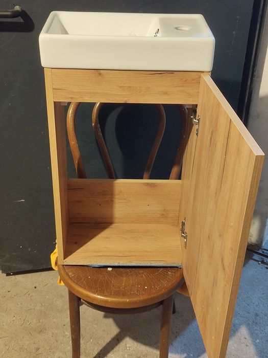 Nowa umywalka z szafką Komfort KIM