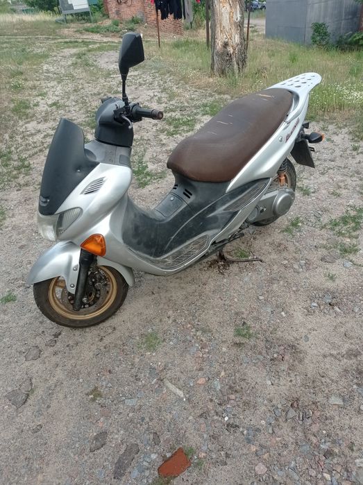 Suzuki avenis 150 кубов