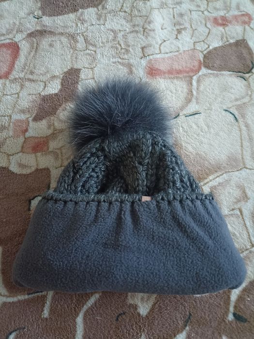 Продам шапку жіночу