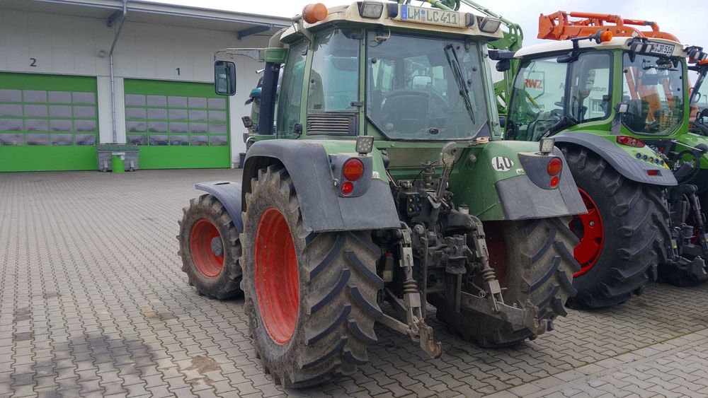 fendt 411 vario  do remontu