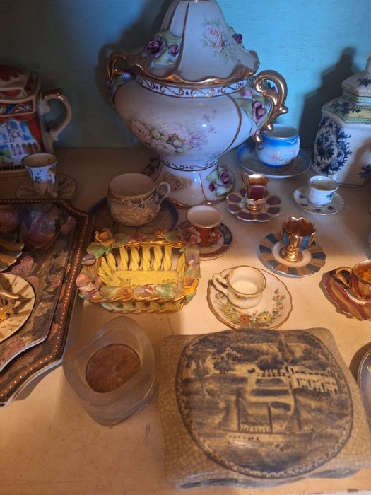 Varias peças decorativas