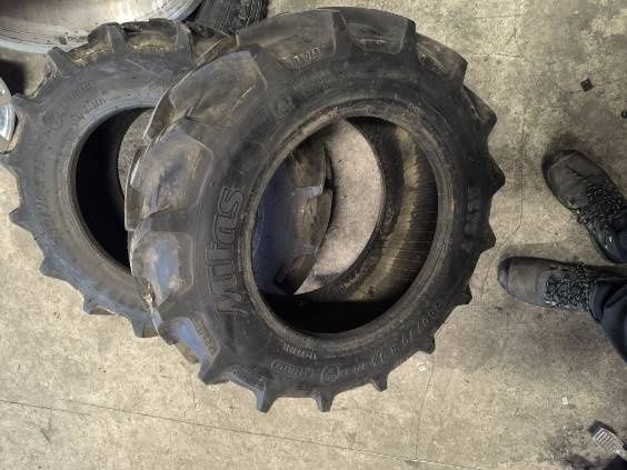 Opony mitas 240 70 r16