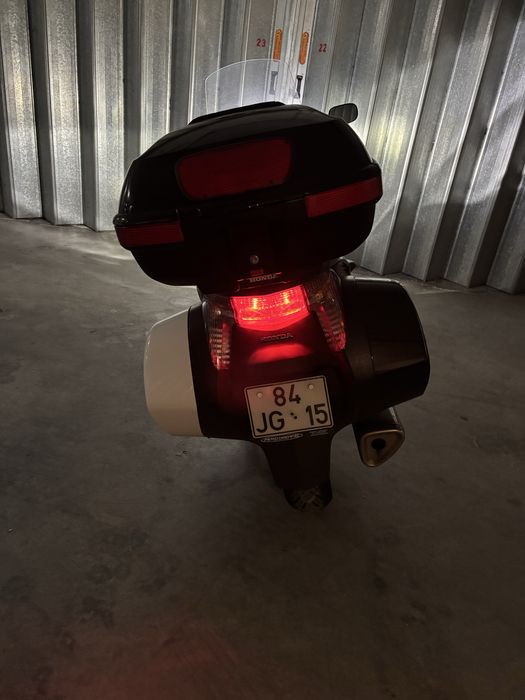 Honda Deuville NT 700 de 2010  Impecavel