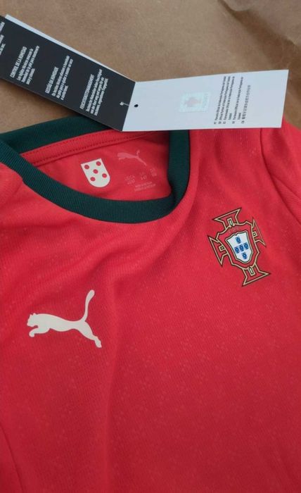 Kit oficial Selecção Portuguesa (Camisola, calções e meias)