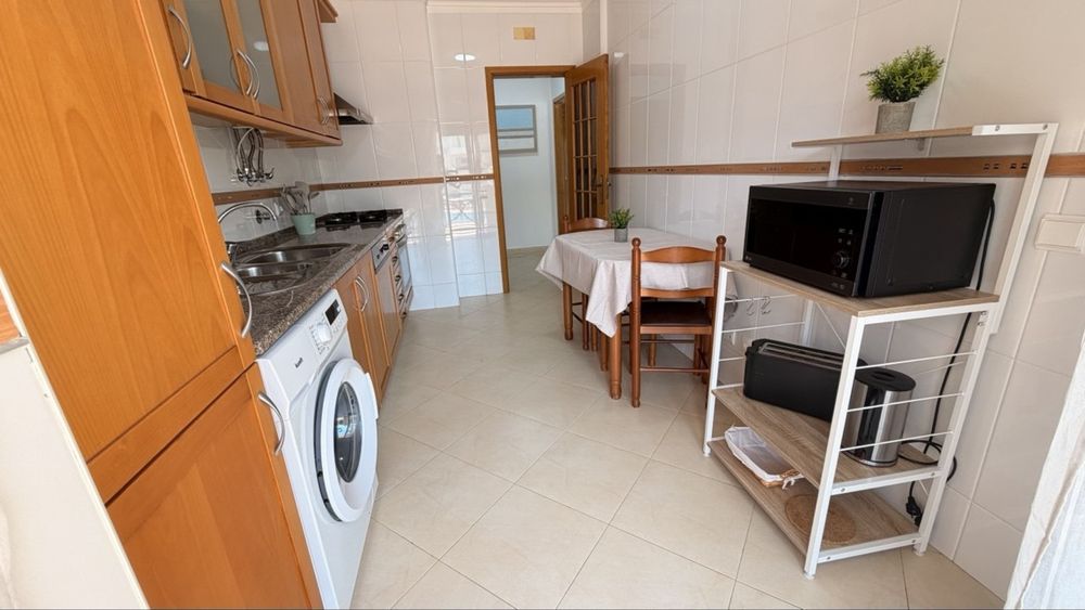 Ultimas semanas de Set 2026 - Ferias (Alugar) - T2  a 700m da Praia • Piscina, Garagem, A/C e Wi-Fi 6 • Armação de Pêra