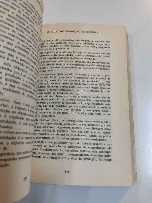 O modo de produção Socialista, de Maurice Decaillot