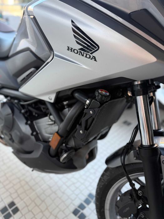 Honda NC750X imaculada
