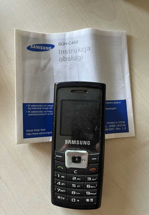Samsung SGH-C450 z oryginalnym pudełkiem i instrukcją