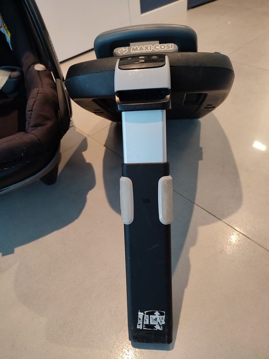 Fotelik samochodowy z bazą