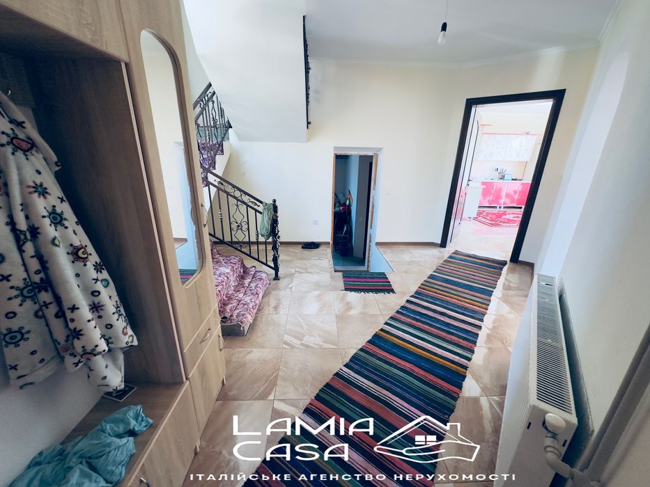 Продаж 2 поверхового будинку Новоселиця