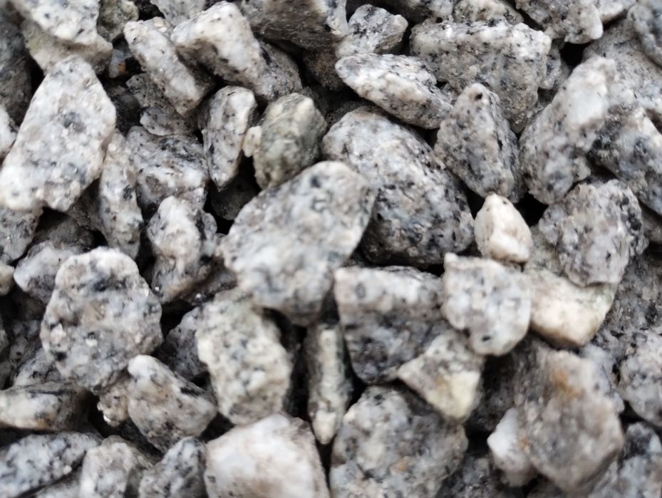 Żwir płukany drenaż ogrody grys granitowy dalmatyńczyk kruszywa drogow