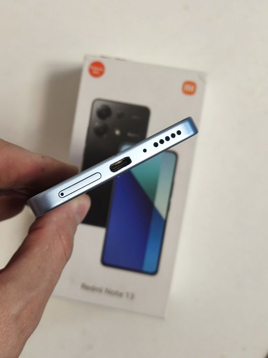 Продам Xiaomi Redmi Note 13 8/256