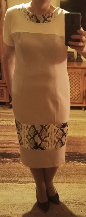 Sukienka elegancka jasna krótki rękaw, rozm. 42/44
