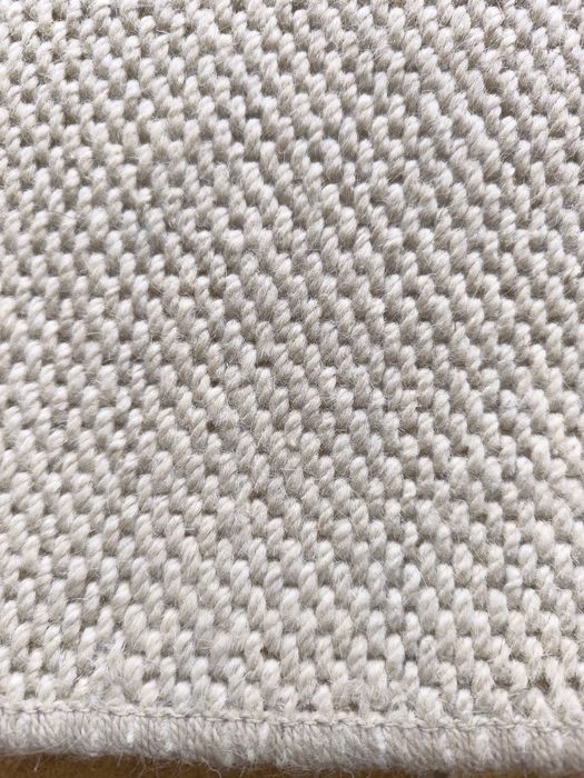 Tapetes de lã cor beige