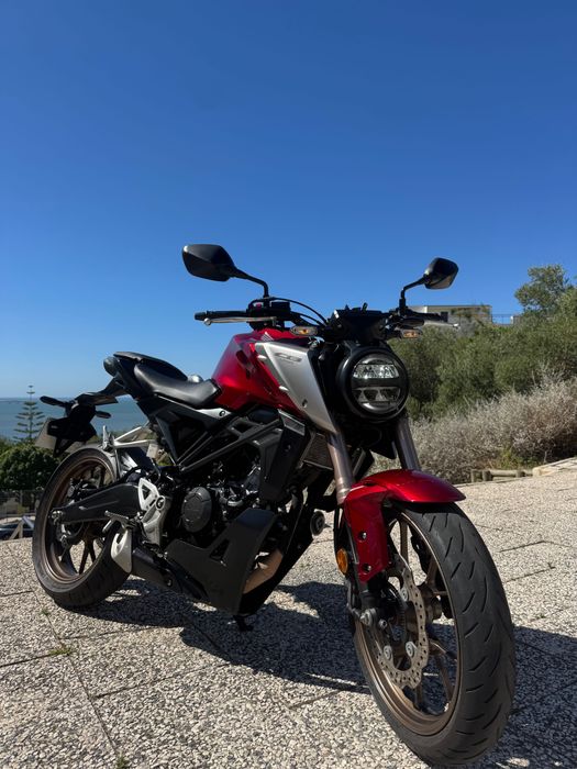 Honda CB125R 2022