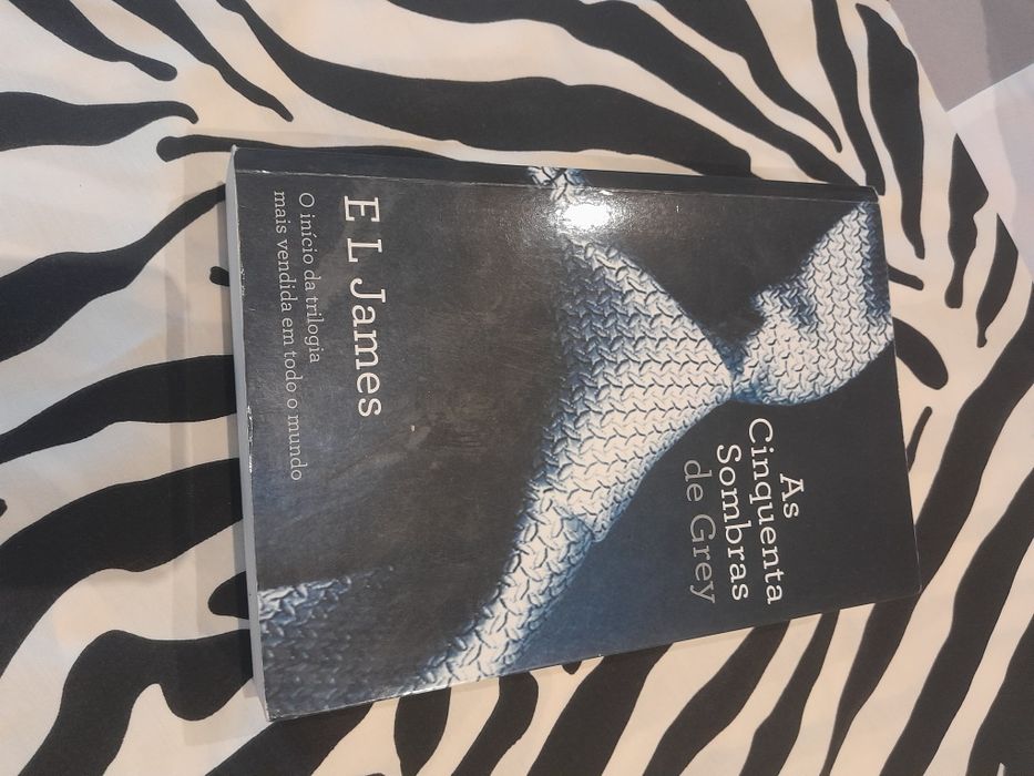 As cinquenta sombras de grey - E L James