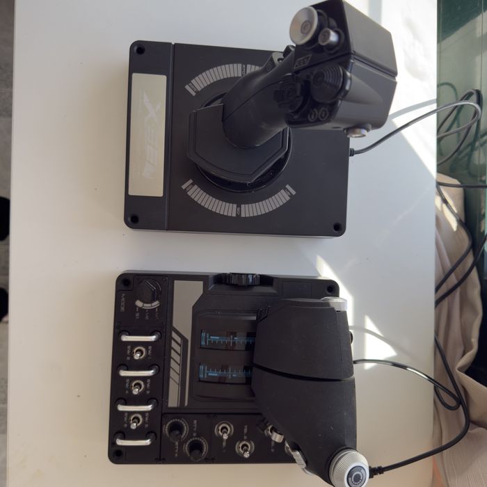 Logitech x56 (simulador de voo)