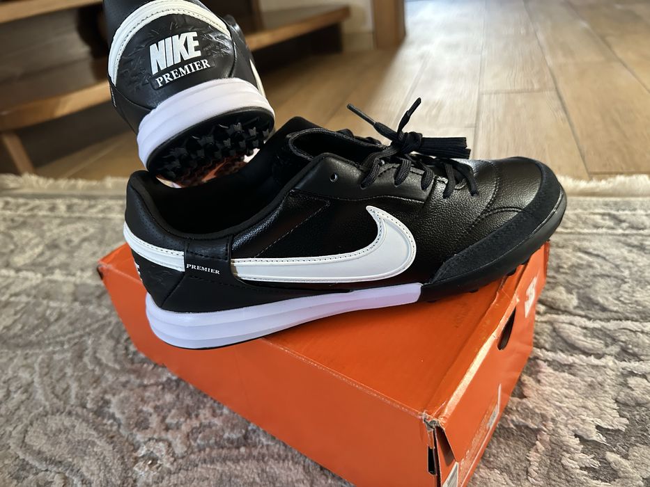 Сороконожки Nike Premier III TF 41,42,43 розмір