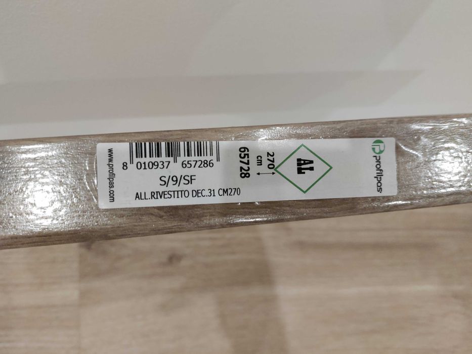 Perfil para pavimento em madeira ou laminado PROFILPAS 1.80m carvalho