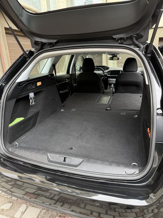Peugeot 308 1.5blueHDI автомат 8ст
