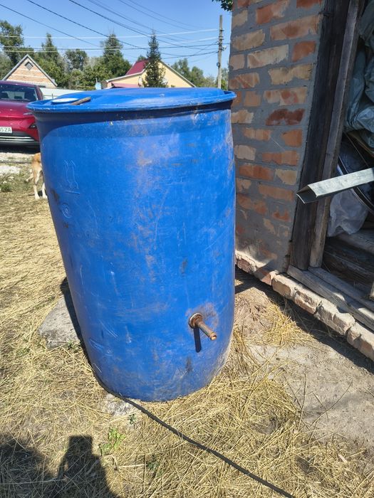 Бочка 200 л пластикова