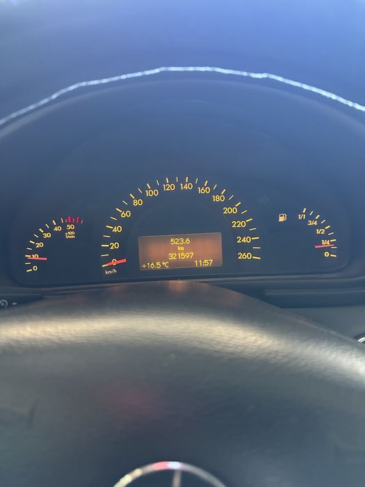 Mercedes c220 Cdi w203 321597 kms reais