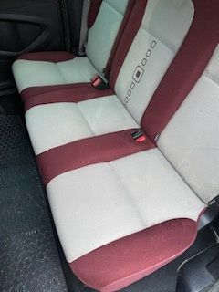 Pranie tapicerki, dywanu, mebli - wynajem odkurzacza piorącego Karcher