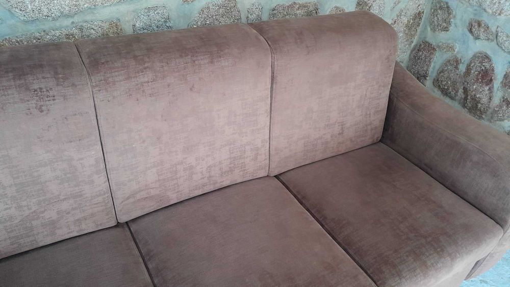 Sofá de qualidade e em muito bom estado