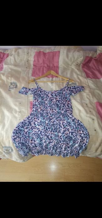 Vestido florido roxo