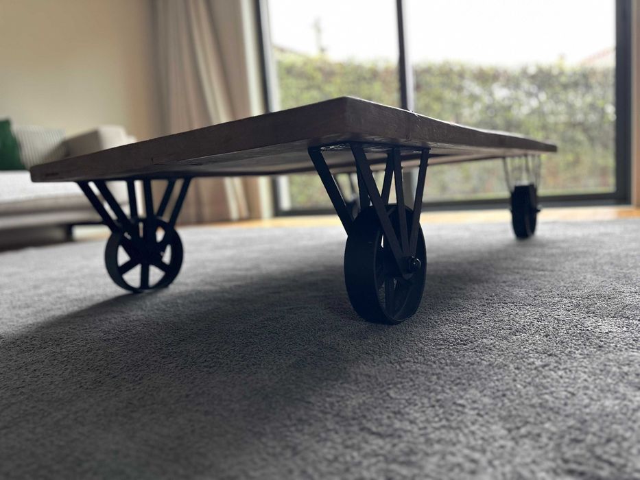 Mesa apoio decorativa