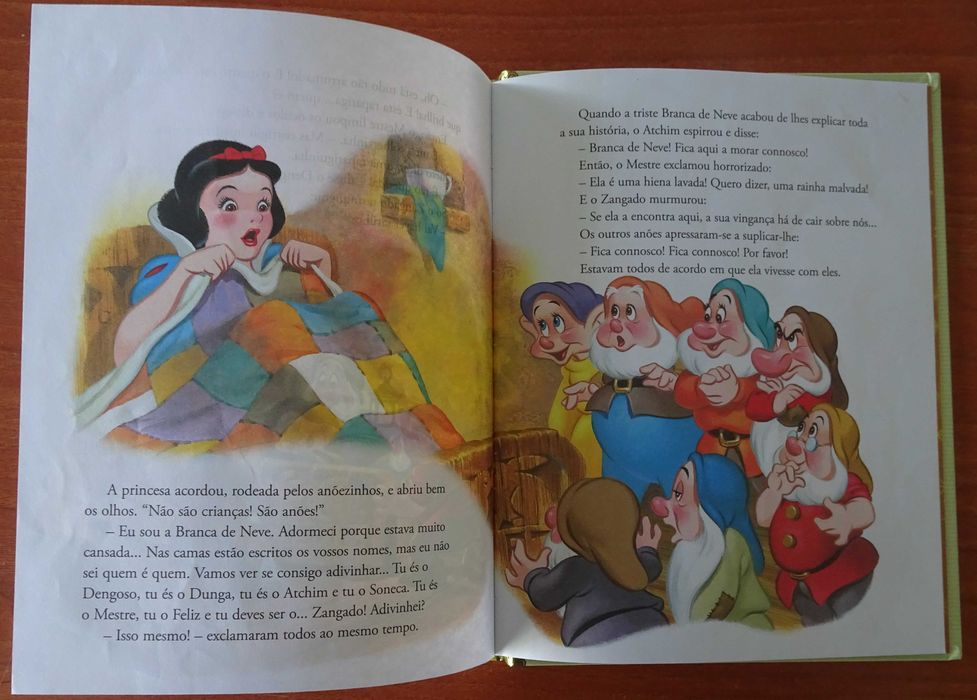 Branca de Neve e Os Sete Anões (Disney - Contos de Ouro)