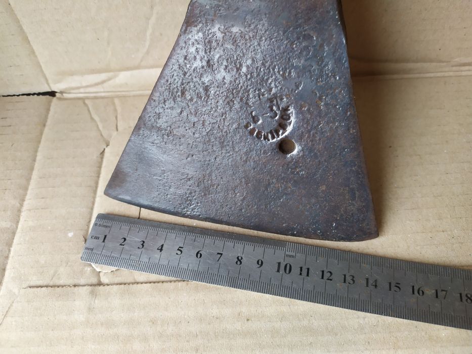 Ретро советский топор три кедра  СССР