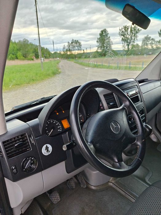Mercedes Benz Sprinter