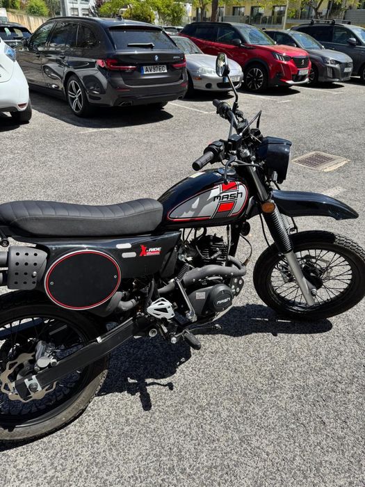 Mash 50 X-ride , como nova , ainda na rodagem