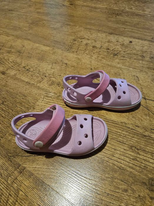 Сандалі Crocs с8 для дівчинки