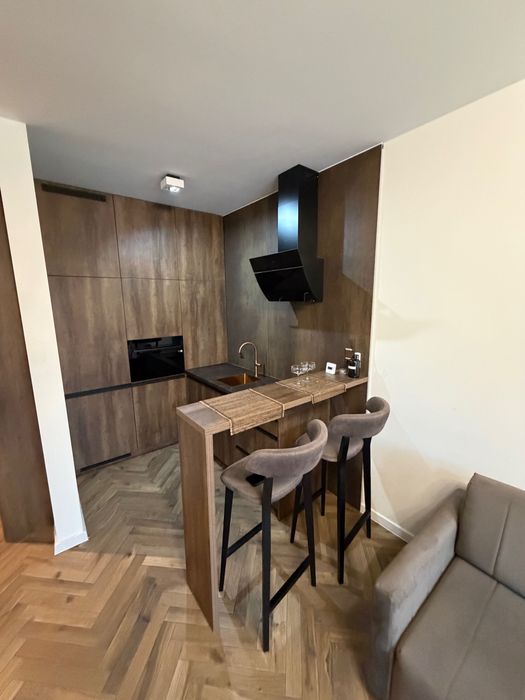 Wynajmę  Piękny Apartament Sikorskiego z Ogródkiem