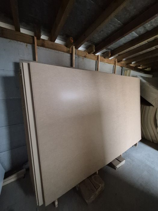 Płyta MDF 19, 8mm oraz HDF 3mm.