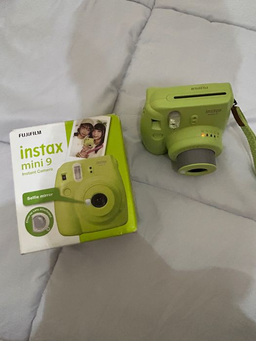Câmara Instax mini 9