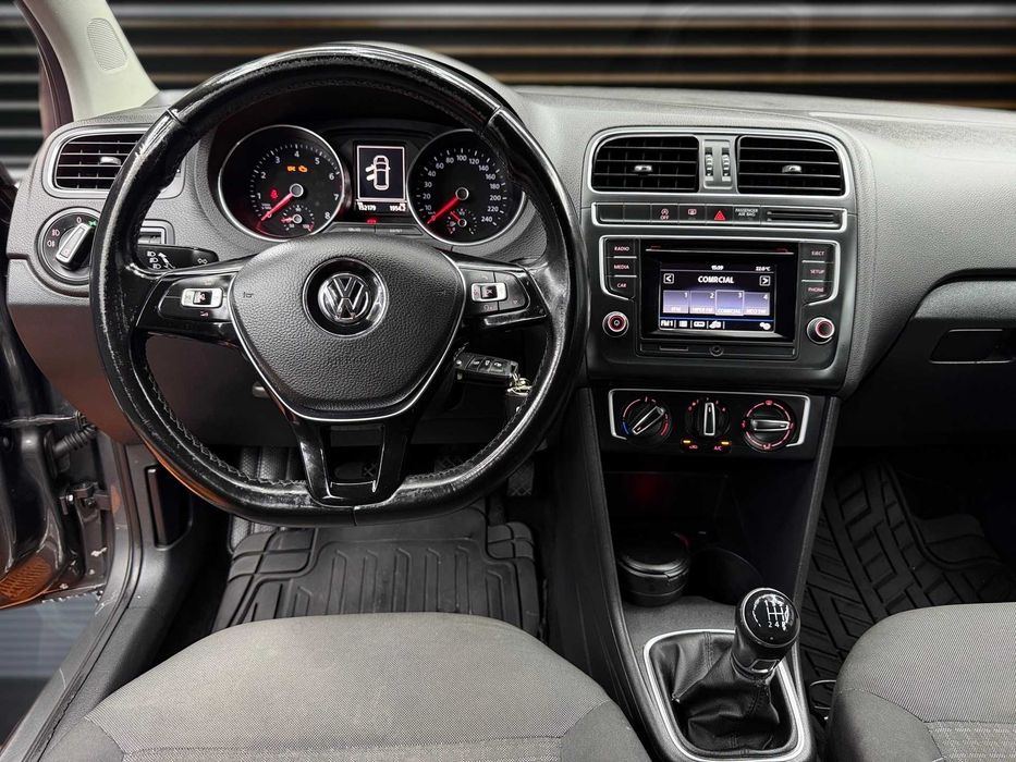 VW Polo ConfortLine 1.0 GPS+CarPlay c/Garantia - 146€ p/mês