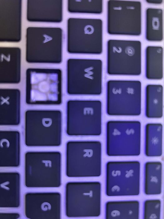 Sprzedam laptop hp elitebok 845