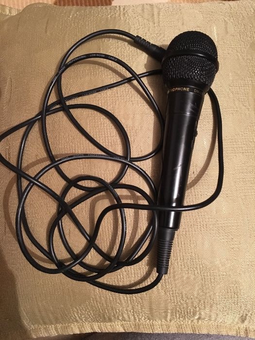 Продам микрофон в отл. состоянии