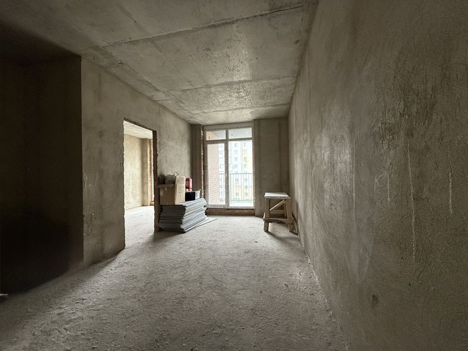 Продаж квартири в житловому комплексі бізнес класу