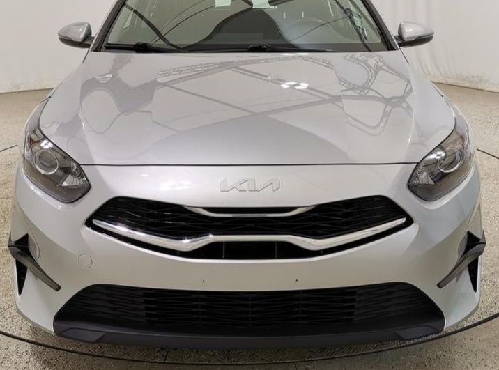 Kompletny przód Kia cee'd III 3 18+ srebrny