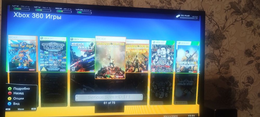 Продам х бокс 360 на 512 гіг з прошивкою FREBOOT два джойстика