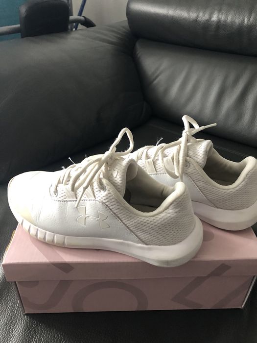 Buty Under Armour r.36