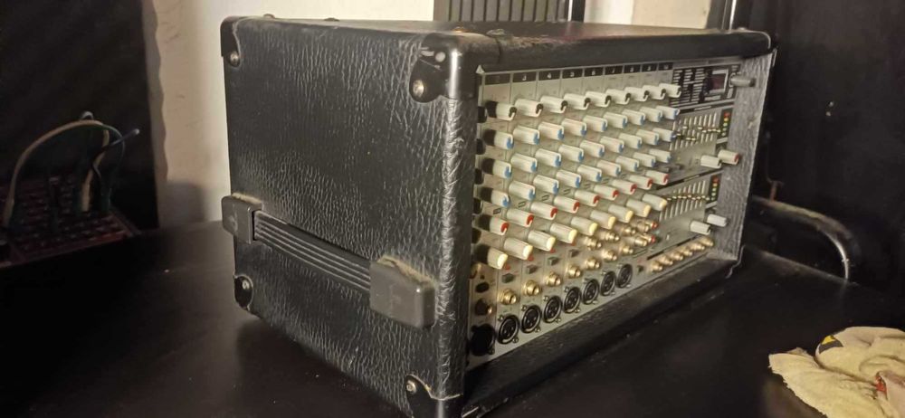 Behringer PMP EUROPOWER 2000