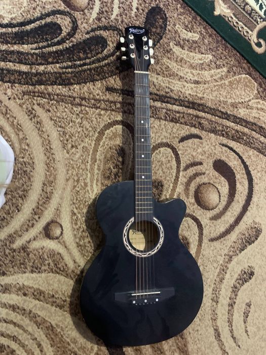 Продам гітару полкрафт